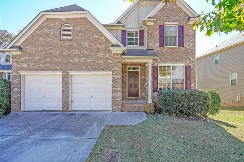 5 bedroom, 4 bathroom, 2,203 sq ft single family residence for sale at 515 Bigelow, College Park, GA 30349