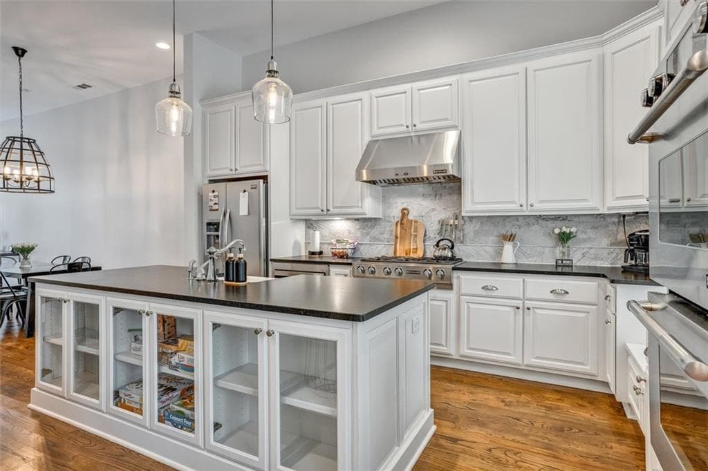 3 bedroom, 4 bathroom, 2,976 sq ft townhouse for sale at 10671 Serenbe Lane, Chattahoochee Hills, GA 30268 — photo 8