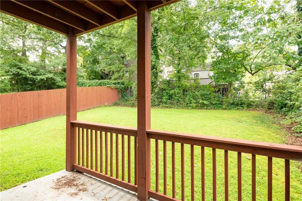 2 bedroom, 1 bathroom, 2,128 sq ft duplex for rent at 1074 Ollie Circle B, Atlanta, GA 30314 for $1,400 a month — photo 10