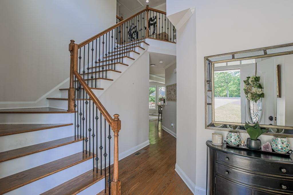 8 bedroom, 8 bathroom, 3,212 sq ft single family residence for sale at 5746 Nix Bridge Road, Gainesville, GA 30506 — photo 6
