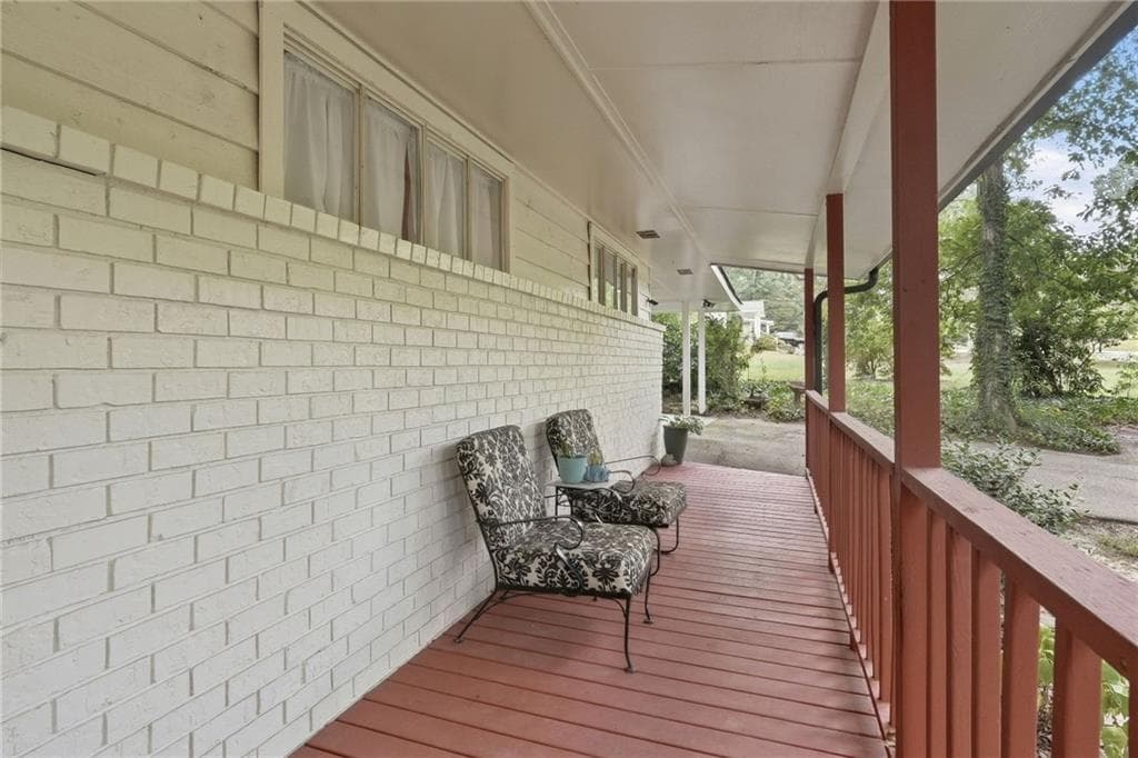 3 bedroom, 1 bathroom, 1,172 sq ft single family residence for sale at 872 E Morningside Drive, Lawrenceville, GA 30043 — photo 5