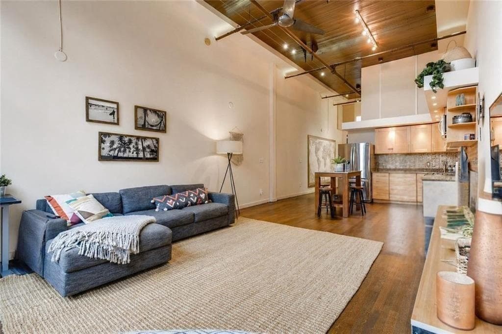 2 bedroom, 1 bathroom, 2,504 sq ft condominium for sale at 19 Hilliard Street 4, Atlanta, GA 30312 — photo 7