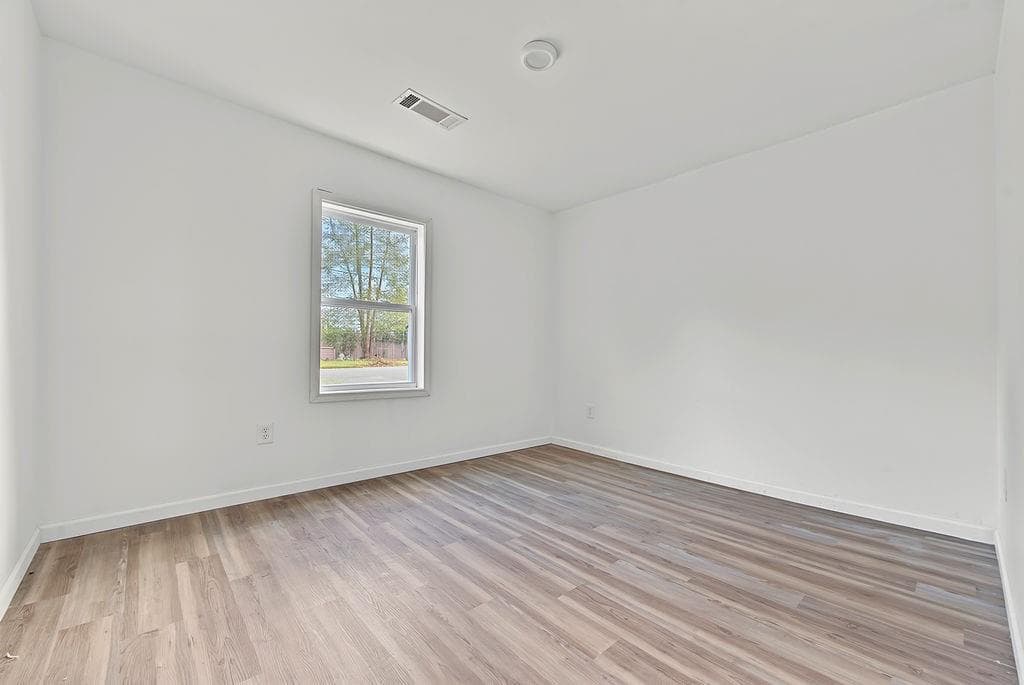2 bedroom, 1 bathroom, 889 sq ft single family residence for sale at 7 Heard Street, Rome, GA 30161 — photo 7
