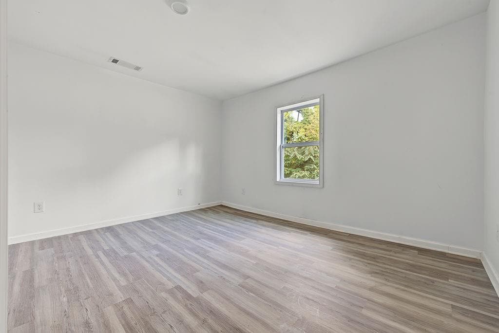 2 bedroom, 1 bathroom, 889 sq ft single family residence for sale at 7 Heard Street, Rome, GA 30161 — photo 8