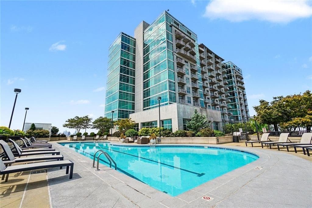 1 bedroom, 1 bathroom, 779 sq ft condominium for sale at 250 Pharr Road 315, Atlanta, GA 30305