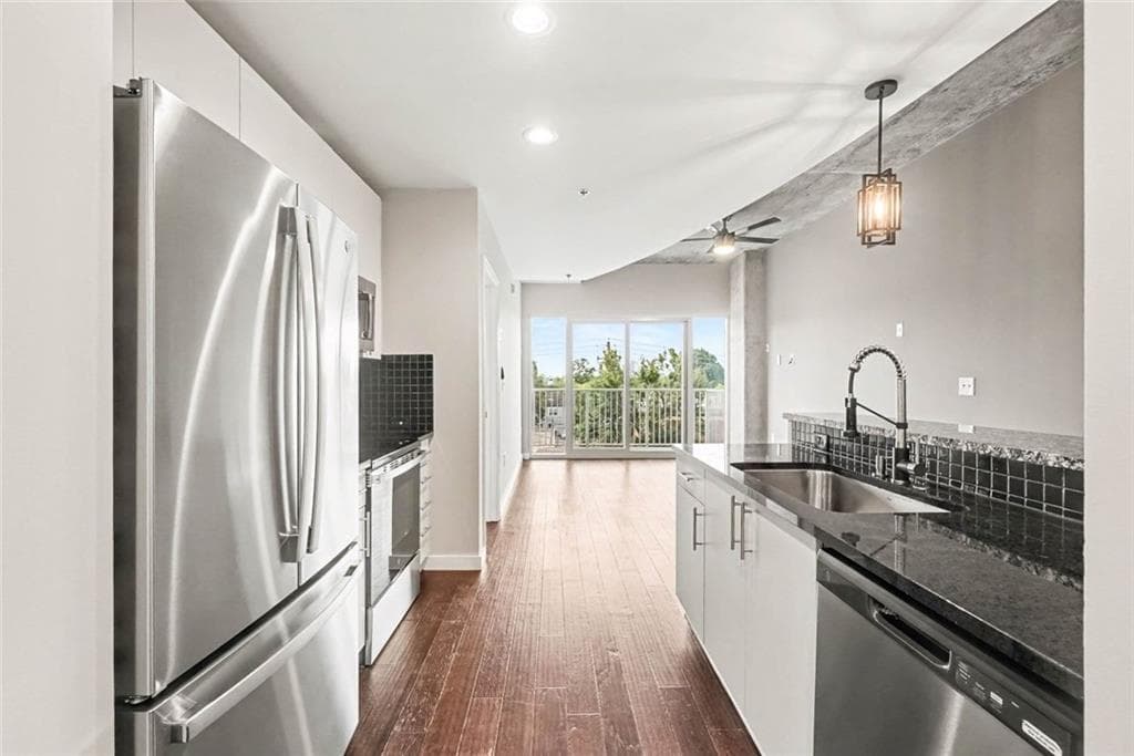 1 bedroom, 1 bathroom, 779 sq ft condominium for sale at 250 Pharr Road 315, Atlanta, GA 30305 — photo 10