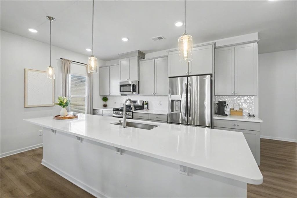 3 bedroom, 2 bathroom, 1,819 sq ft single family residence for sale at 400 Sierra Point, Cartersville, GA 30120 — photo 8