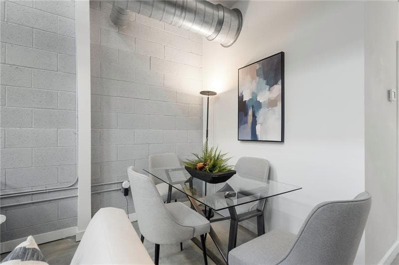 1 bedroom, 2 bathroom, 1,115 sq ft condominium for sale at 400 Village Parkway 128, Atlanta, GA 30306 — photo 9