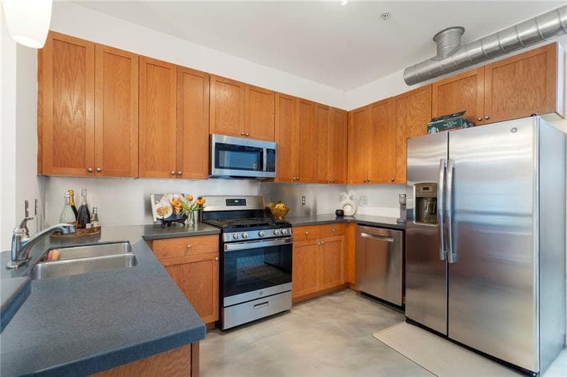1 bedroom, 2 bathroom, 1,115 sq ft condominium for sale at 400 Village Parkway 128, Atlanta, GA 30306 — photo 10