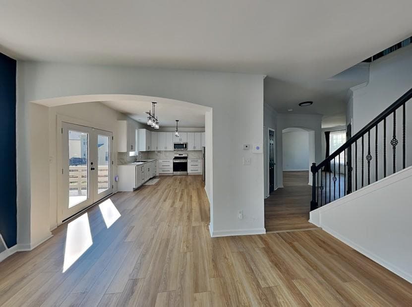 5 bedroom, 4 bathroom, 2,203 sq ft single family residence for sale at 515 Bigelow, College Park, GA 30349 — photo 4