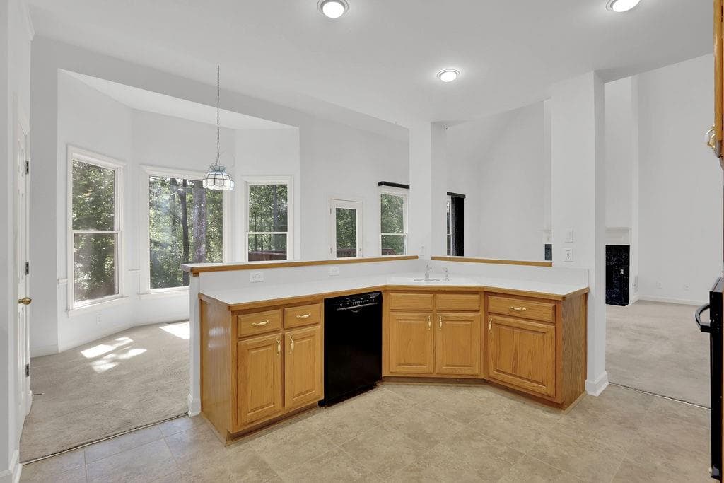 4 bedroom, 3 bathroom, 2,383 sq ft single family residence for sale at 3760 Colonial Trail, Lilburn, GA 30047 — photo 4