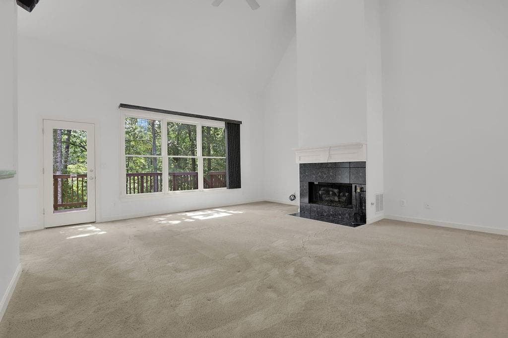 4 bedroom, 3 bathroom, 2,383 sq ft single family residence for sale at 3760 Colonial Trail, Lilburn, GA 30047 — photo 8
