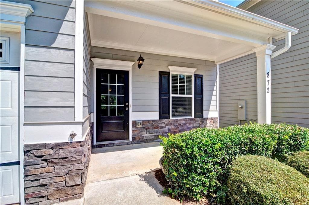 4 bedroom, 3 bathroom, 2,600 sq ft single family residence for sale at 872 Whisperwood Trail, Acworth, GA 30102 — photo 4