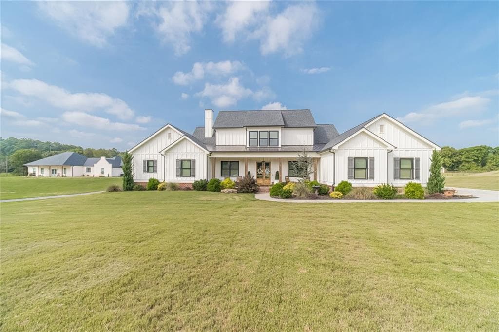 4 bedroom, 4 bathroom, 3,351 sq ft single family residence for sale at 3632 Stock Road, Monroe, GA 30656 — photo 4