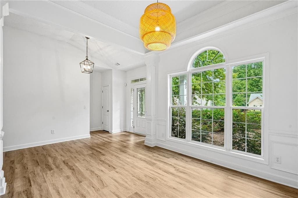 4 bedroom, 2 bathroom, 2,214 sq ft single family residence for sale at 399 Laurel Oaks Lane, Jefferson, GA 30549 — photo 3