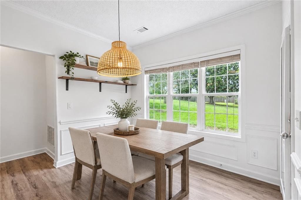 4 bedroom, 2 bathroom, 2,214 sq ft single family residence for sale at 399 Laurel Oaks Lane, Jefferson, GA 30549 — photo 8