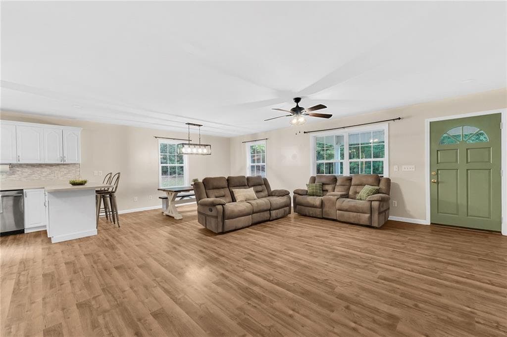 2 bedroom, 1 bathroom, 1,232 sq ft single family residence under contract at 160 Sloan Road, Resaca, GA 30735 — photo 2