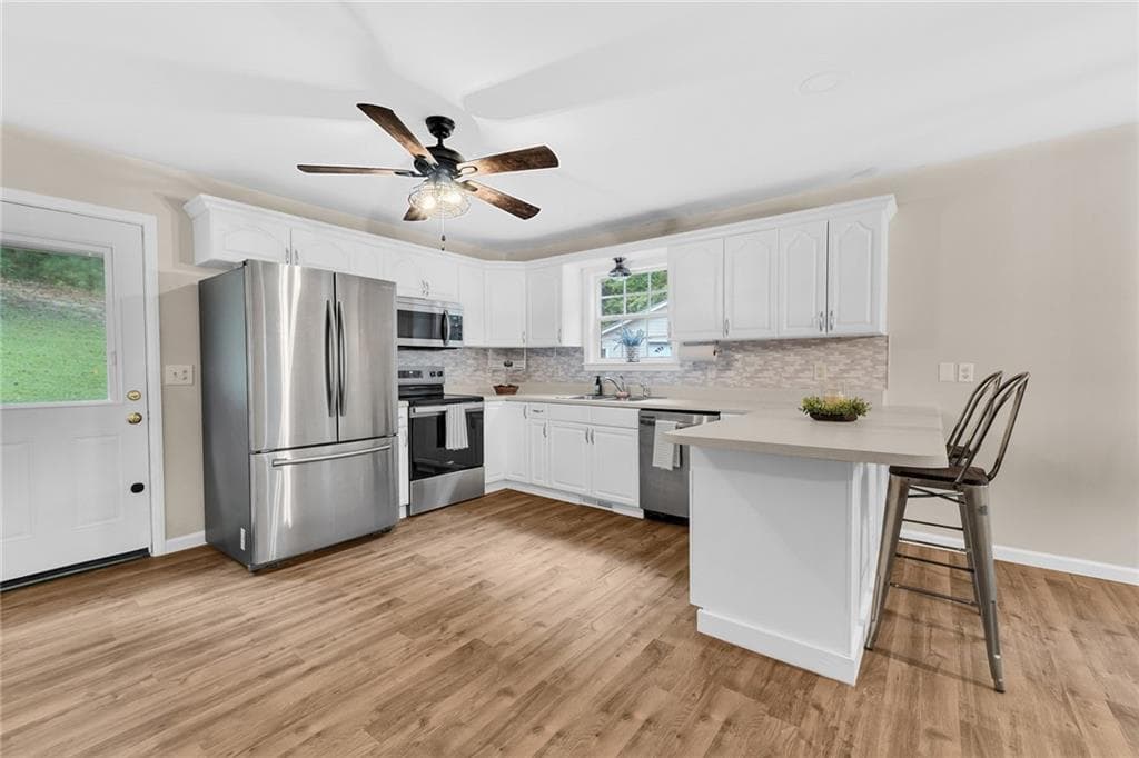 2 bedroom, 1 bathroom, 1,232 sq ft single family residence under contract at 160 Sloan Road, Resaca, GA 30735 — photo 3