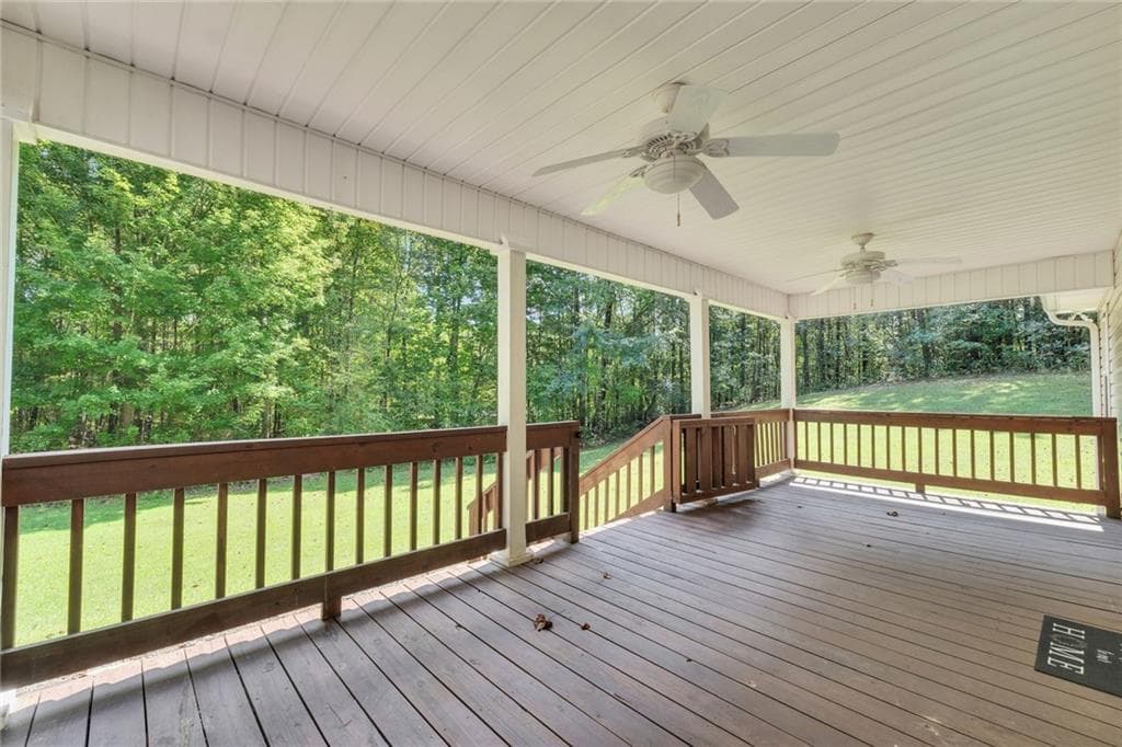 2 bedroom, 1 bathroom, 1,232 sq ft single family residence under contract at 160 Sloan Road, Resaca, GA 30735 — photo 4
