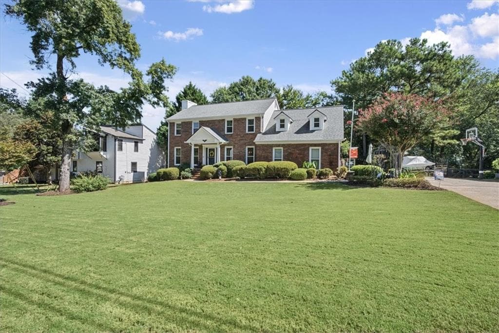 4 bedroom, 3 bathroom, 2,626 sq ft single family residence for sale at 1909 Kemp Road, Marietta, GA 30066 — photo 3
