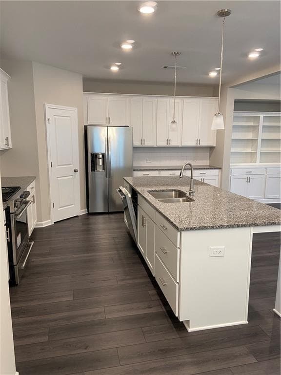 4 bedroom, 4 bathroom, 2,530 sq ft single family residence for rent at 4266 Waxwing Street, Hoschton, GA 30548 for $2,600 a month — photo 3