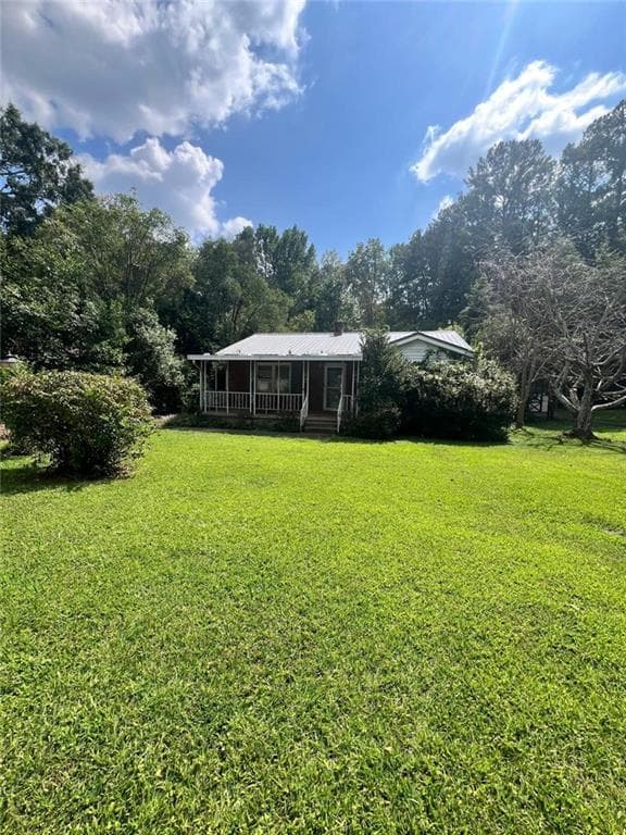 2 bedroom, 2 bathroom, 1,516 sq ft single family residence under contract at 1026 Magbee Drive, Smyrna, GA 30080 — photo 3