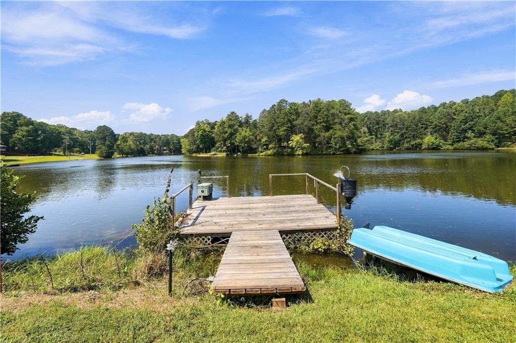 7 bedroom, 6 bathroom, 2,600 sq ft single family residence for sale at 479 Montview Drive, Jasper, GA 30143 — photo 4