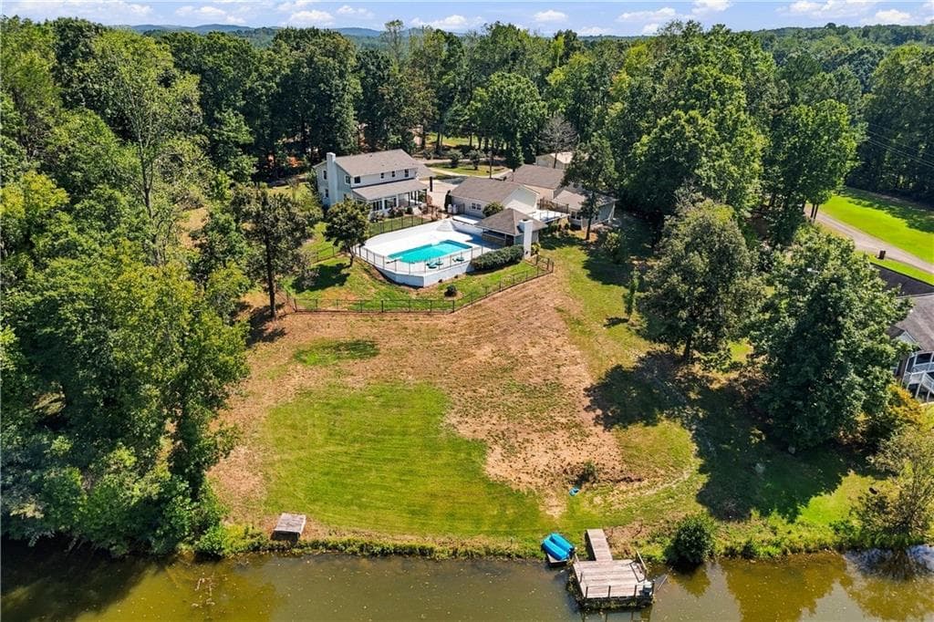 7 bedroom, 6 bathroom, 2,600 sq ft single family residence for sale at 479 Montview Drive, Jasper, GA 30143