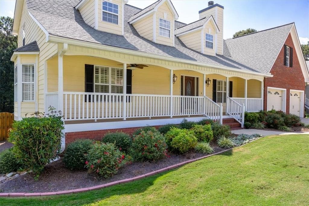 6 bedroom, 4 bathroom, 4,794 sq ft single family residence under contract at 5485 Twin Oak Drive, Douglasville, GA 30135 — photo 8