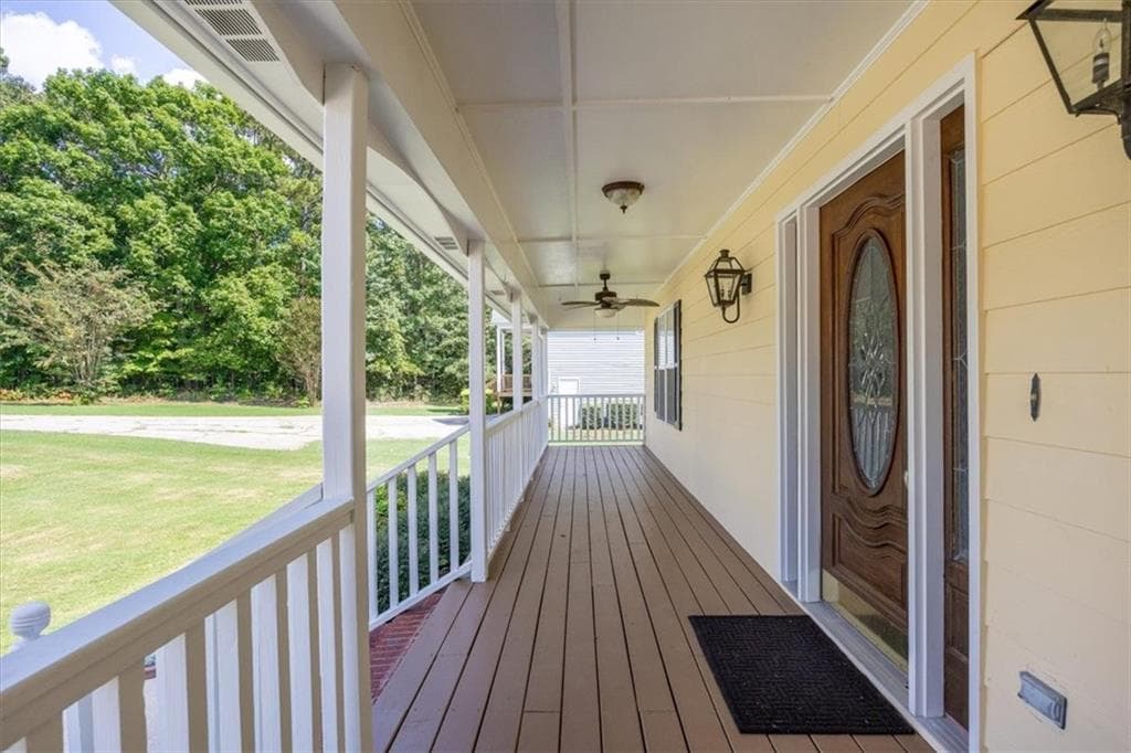 6 bedroom, 4 bathroom, 4,794 sq ft single family residence under contract at 5485 Twin Oak Drive, Douglasville, GA 30135 — photo 10