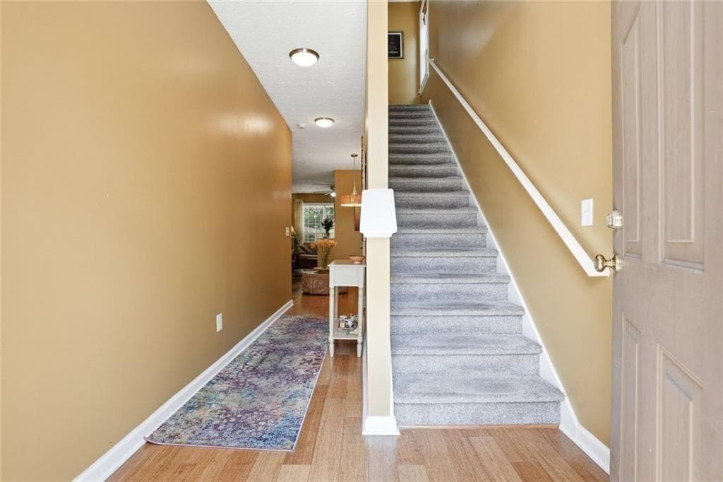 2 bedroom, 3 bathroom, 1,594 sq ft townhouse under contract at 1605 Jackson Trace Court, Atlanta, GA 30318 — photo 4