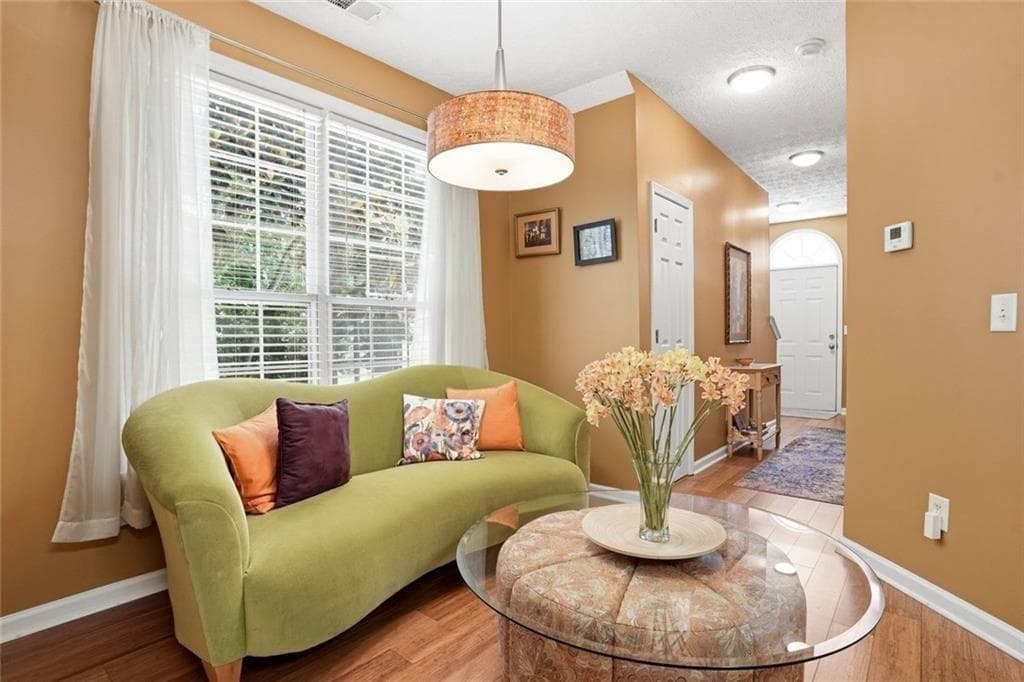 2 bedroom, 3 bathroom, 1,594 sq ft townhouse under contract at 1605 Jackson Trace Court, Atlanta, GA 30318 — photo 5