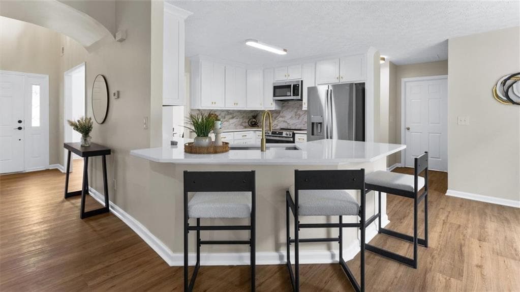 3 bedroom, 3 bathroom, 2,563 sq ft single family residence for sale at 2100 Southern Walk Terrace, Dacula, GA 30019 — photo 4