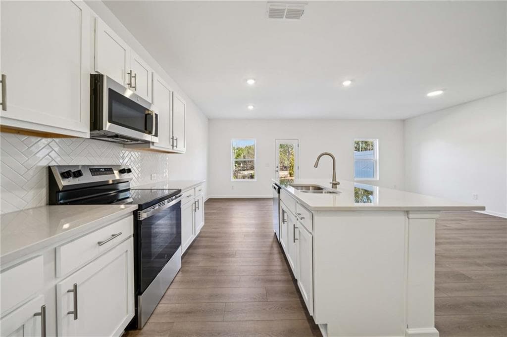 3 bedroom, 3 bathroom, 1,800 sq ft townhouse for sale at 231 Kinship Drive, Mableton, GA 30126 — photo 4