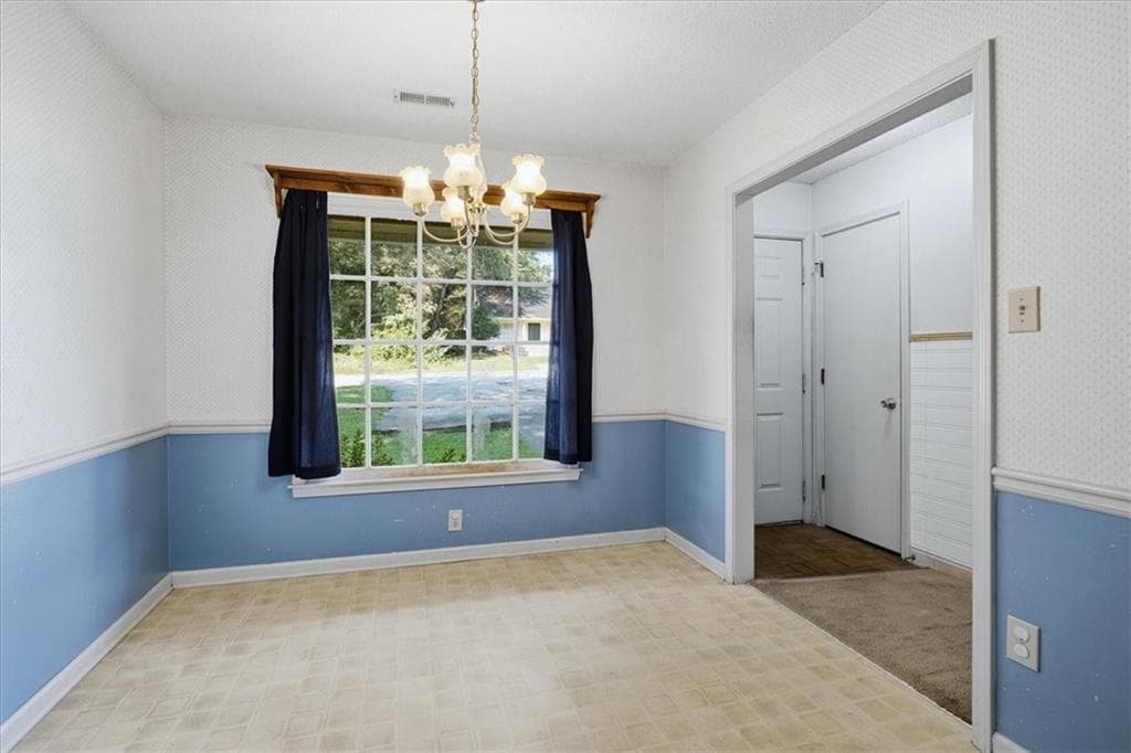 3 bedroom, 3 bathroom, 1,313 sq ft townhouse under contract at 1709 Winchester Way, Conyers, GA 30013 — photo 7