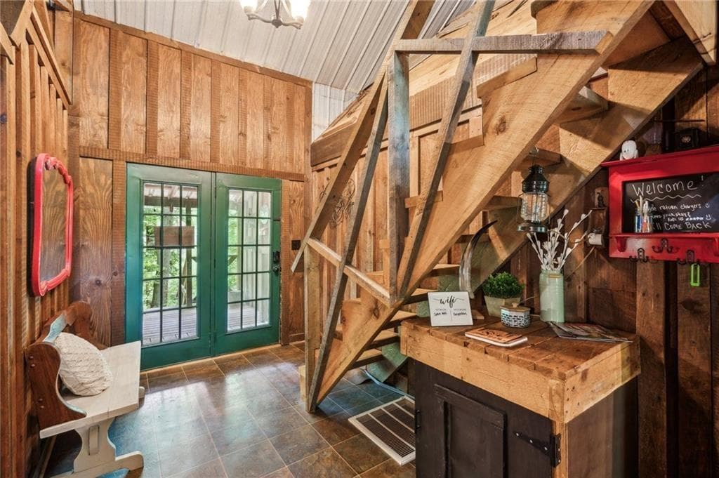 3 bedroom, 2 bathroom, 1,892 sq ft single family residence for sale at 85 Clear Lake Court, Ellijay, GA 30540 — photo 7