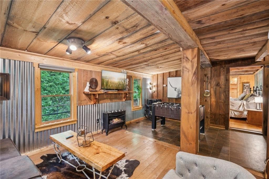 3 bedroom, 2 bathroom, 1,892 sq ft single family residence for sale at 85 Clear Lake Court, Ellijay, GA 30540 — photo 10