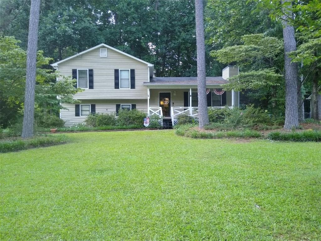 3 bedroom, 2 bathroom, 1,248 sq ft single family residence for rent at 4680 Lost Mountain Drive, Powder Springs, GA 30127 for $2,150 a month — photo 1 of 19