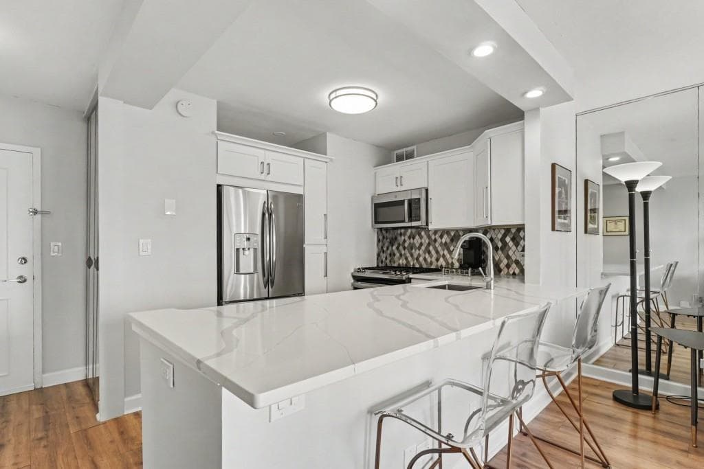 1 bedroom, 1 bathroom, 786 sq ft single family residence for sale at 620 PEACHTREE Street 1909, Atlanta, GA 30308 — photo 10