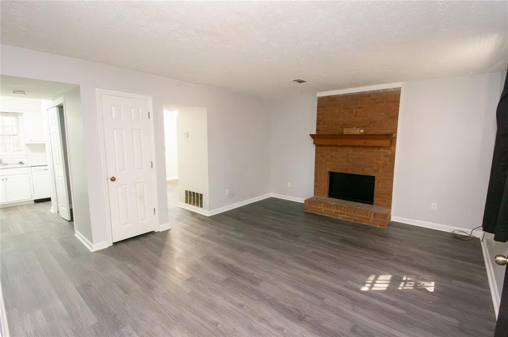 duplex for sale at 6702 Chupp Road, Lithonia, GA 30058 — photo 2