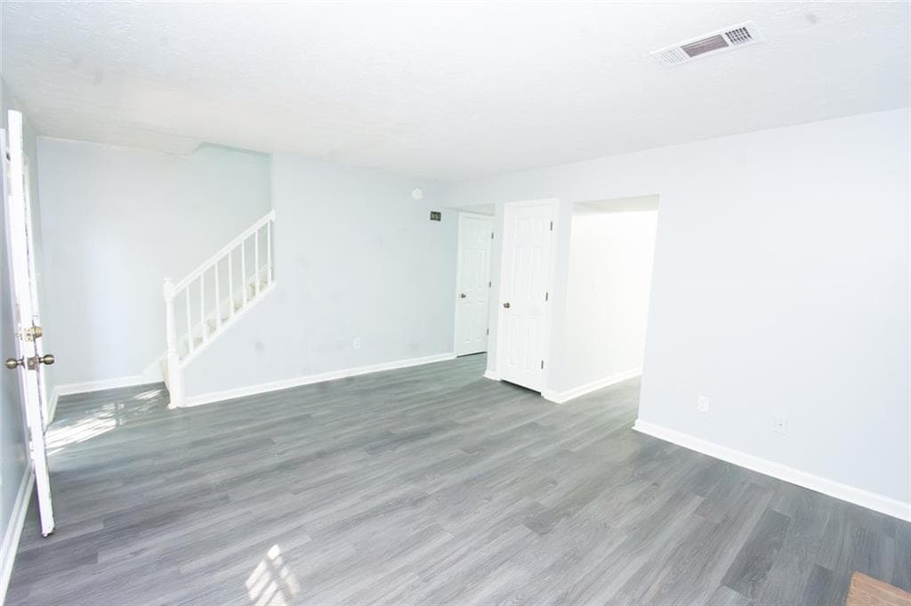 duplex for sale at 6702 Chupp Road, Lithonia, GA 30058 — photo 3