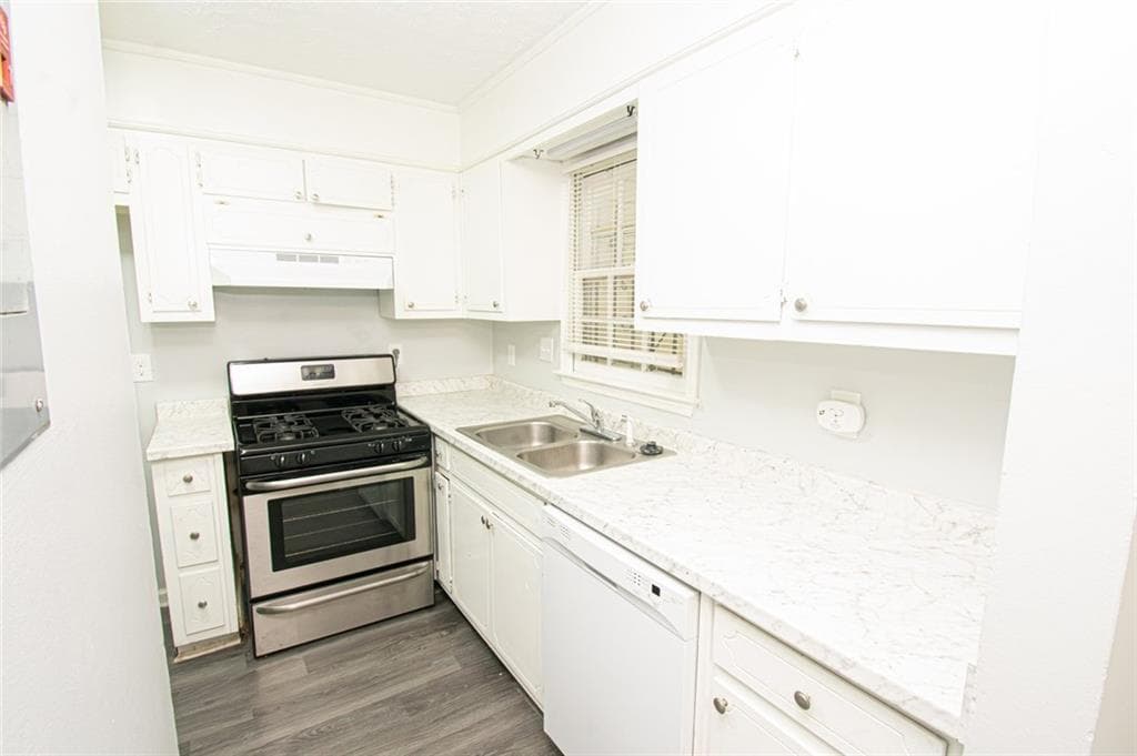 duplex for sale at 6702 Chupp Road, Lithonia, GA 30058 — photo 4