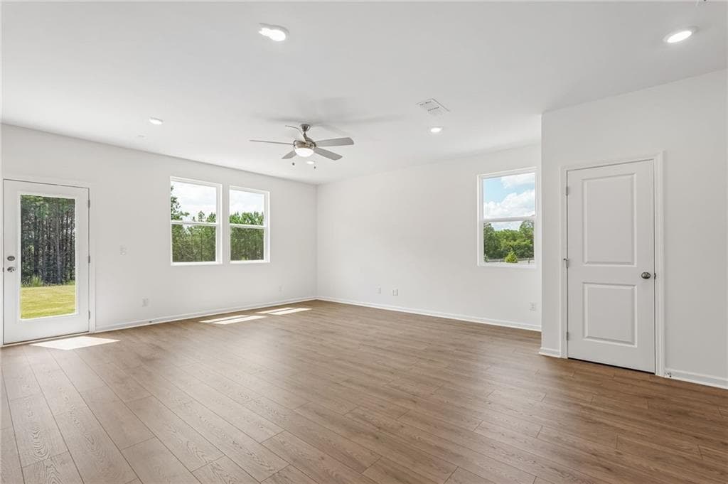 4 bedroom, 3 bathroom, 2,184 sq ft single family residence for sale at 216 Groveton Court, Euharlee, GA 30145 — photo 8