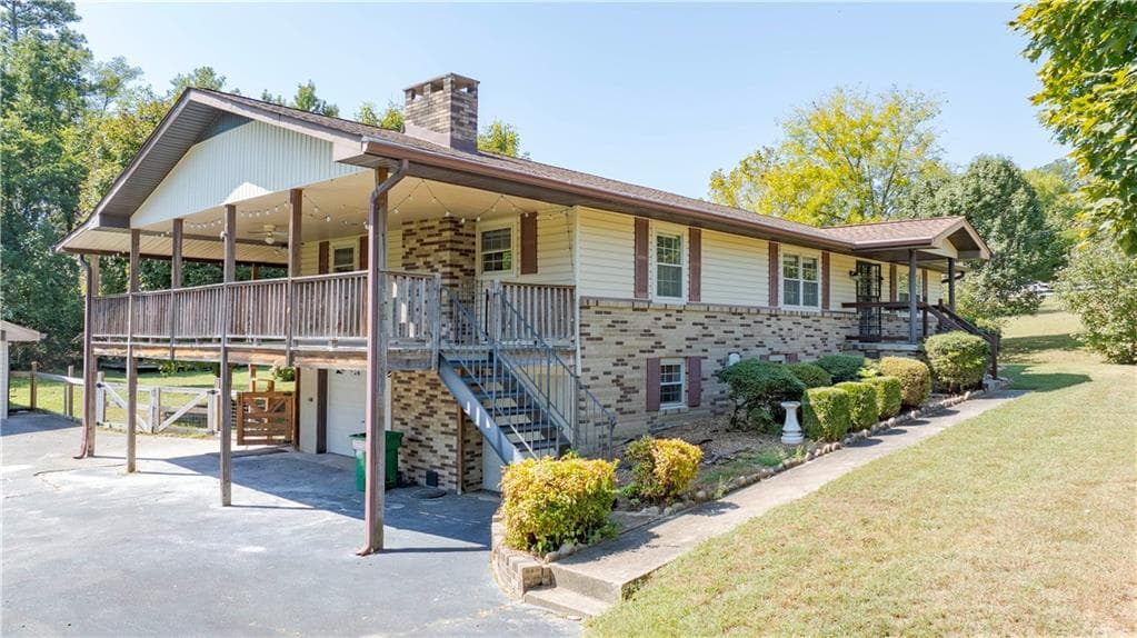 3 bedroom, 3 bathroom, 1,760 sq ft single family residence for sale at 63 Sunset Drive, Ringgold, GA 30736 — photo 9