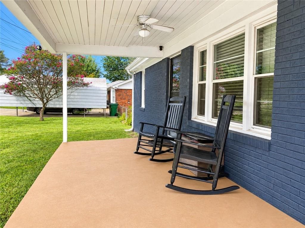 3 bedroom, 1 bathroom, 1,075 sq ft single family residence for sale at 2308 Clay Road, Austell, GA 30106 — photo 3