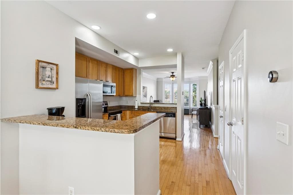 3 bedroom, 3 bathroom, 1,792 sq ft townhouse for sale at 951 Glenwood Avenue 1709, Atlanta, GA 30316 — photo 5