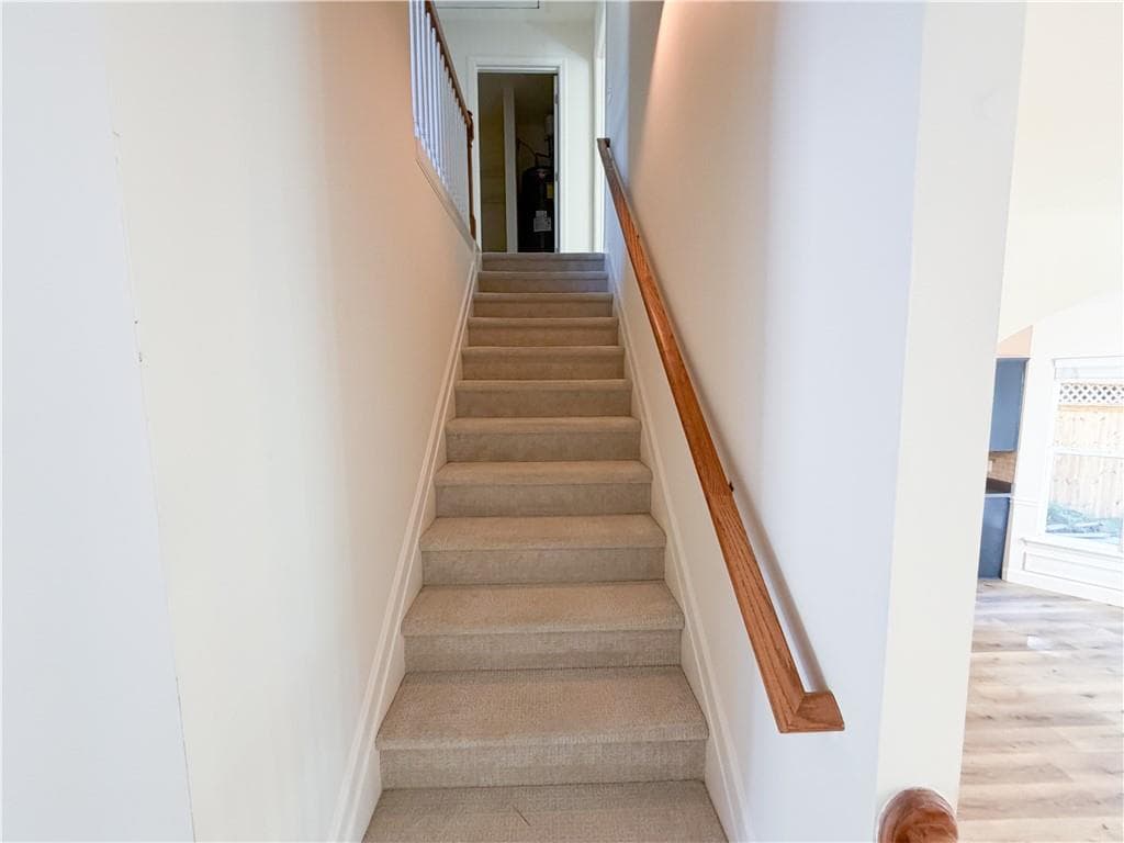 3 bedroom, 3 bathroom, 1,538 sq ft townhouse for rent at 216 Parc View Lane, Woodstock, GA 30188 for $2,400 a month — photo 7