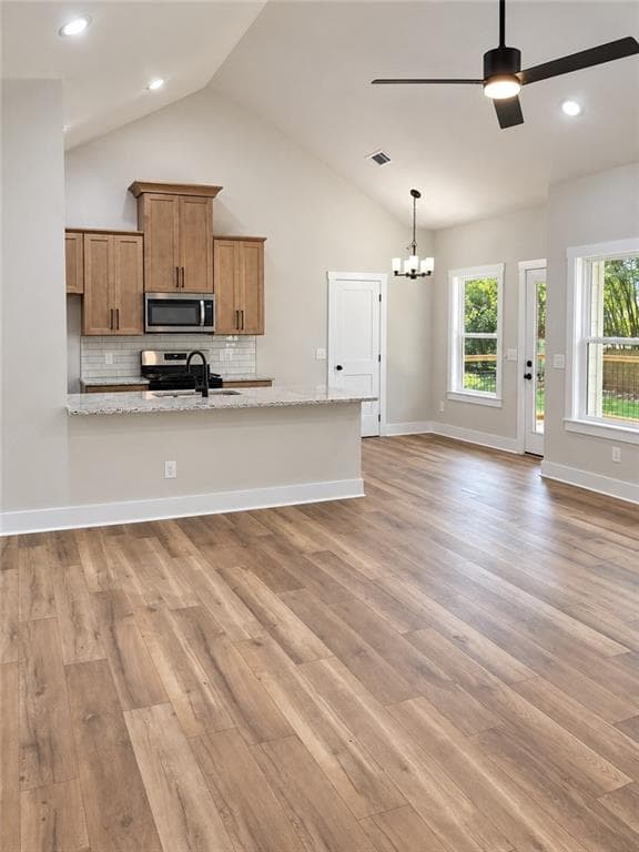 4 bedroom, 3 bathroom, 2,100 sq ft single family residence for sale at 875 Lynn Avenue, Jefferson, GA 30549 — photo 10