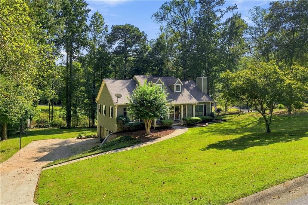 3 bedroom, 2 bathroom, 1,536 sq ft single family residence under contract at 120 Mason Drive, Canton, GA 30115 — photo 2