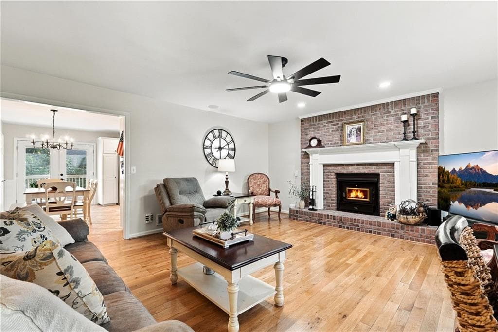 3 bedroom, 2 bathroom, 1,536 sq ft single family residence under contract at 120 Mason Drive, Canton, GA 30115 — photo 7